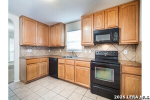Building Photo - 415 Diana Dr