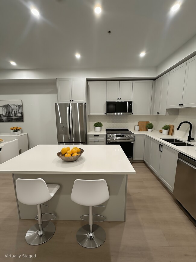 Photo du bâtiment - 20144-20186 86 Ave