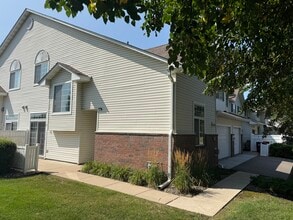 Building Photo - 15546 Garnet Way