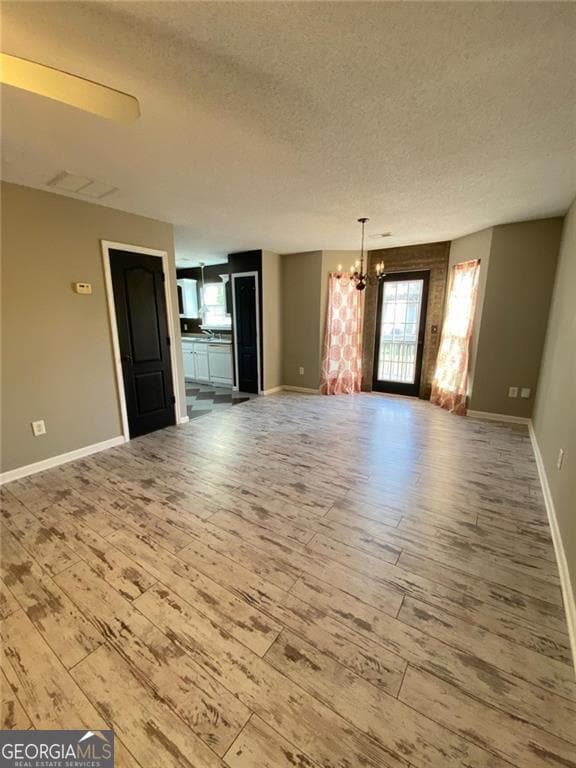 Building Photo - 556 Fox Creek Crossing