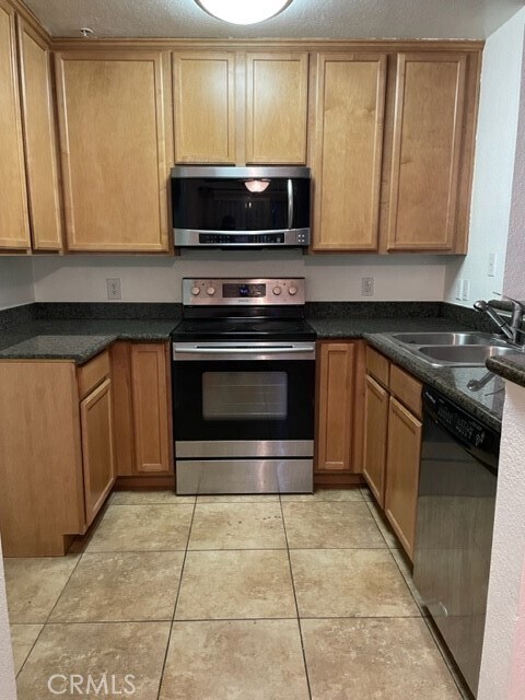 Foto del edificio - 12584 Atwood St