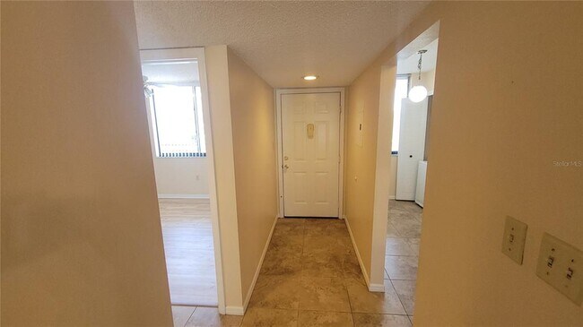 Foto del edificio - 2424 W Tampa Cir