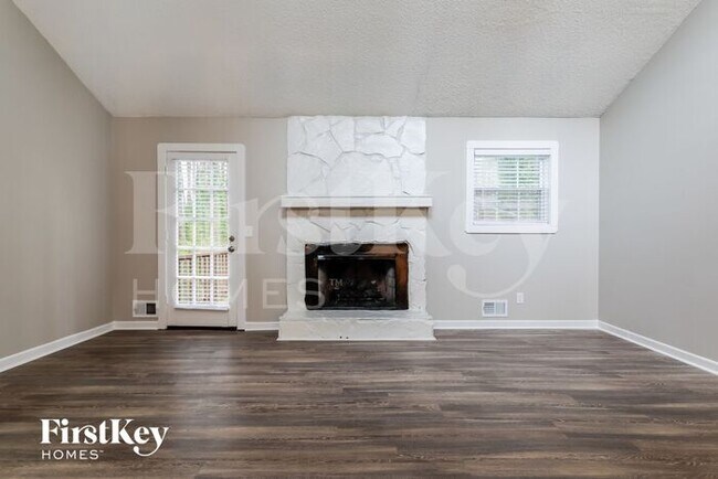 Foto del edificio - 2462 Seneca Trail Northwest