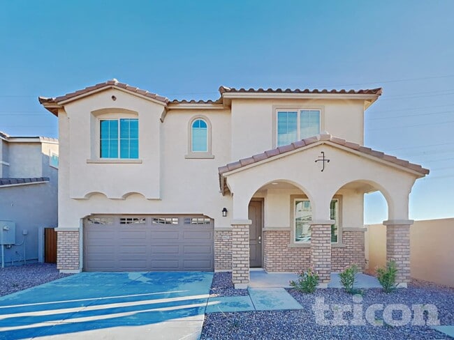 Building Photo - 8636 E Posada Ave