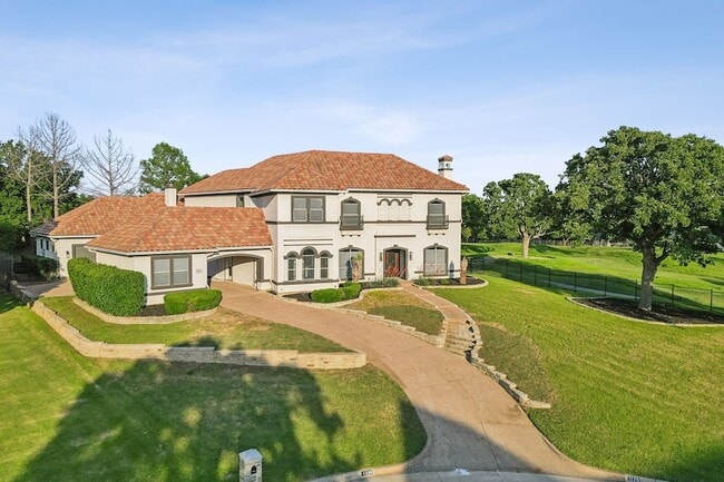 Building Photo - 1229 Strathmore Dr