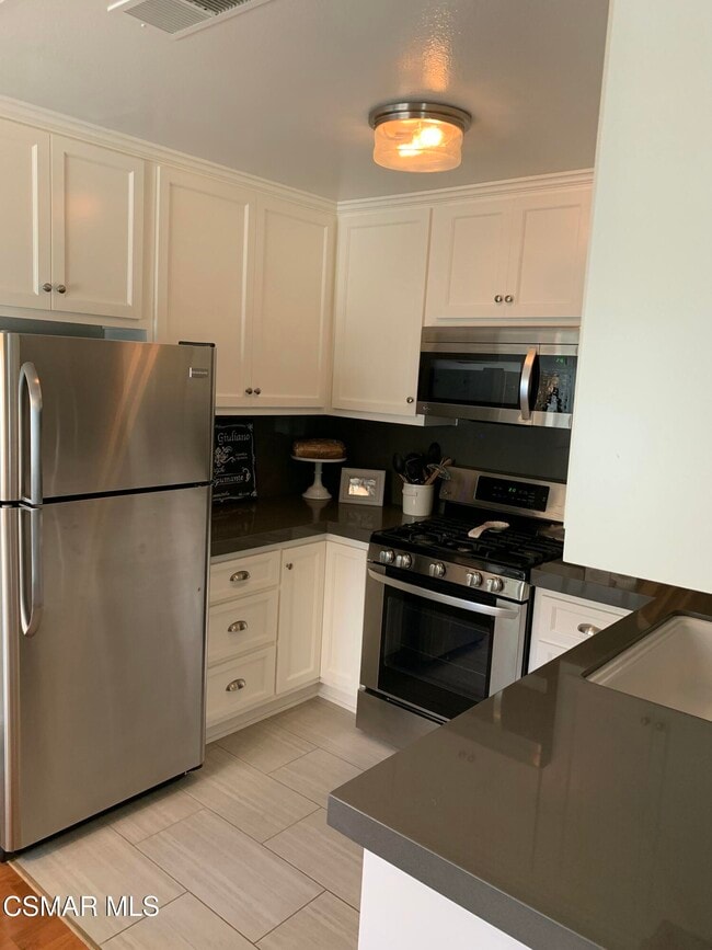 Building Photo - 1345 Alessandro Dr