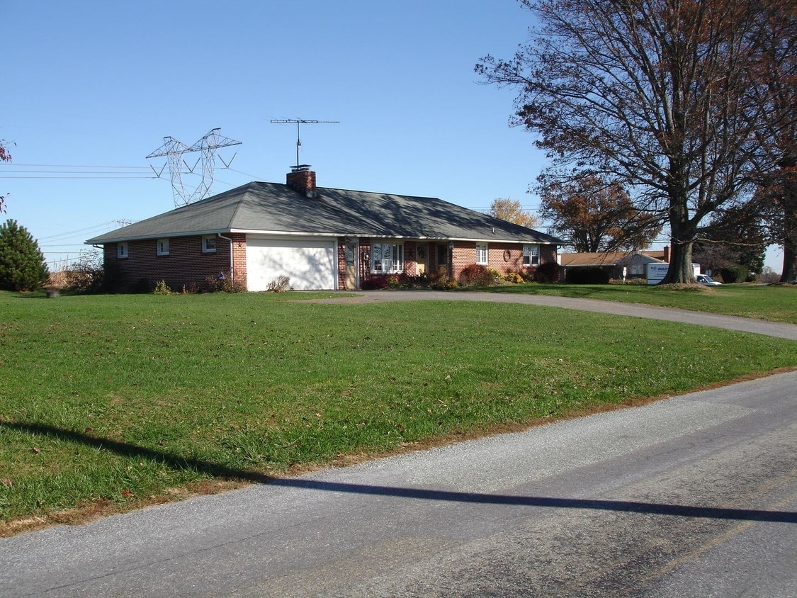 Primary Photo - 2 br, 2 bath House - 1001 DEAVER ROAD