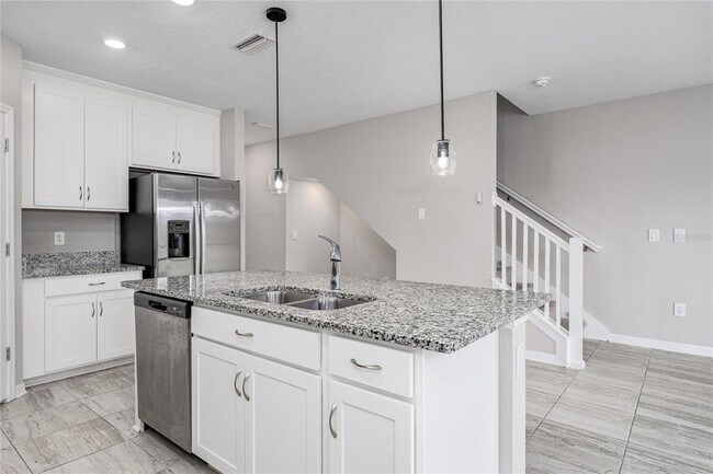 Building Photo - 5528 Tripoli Dr