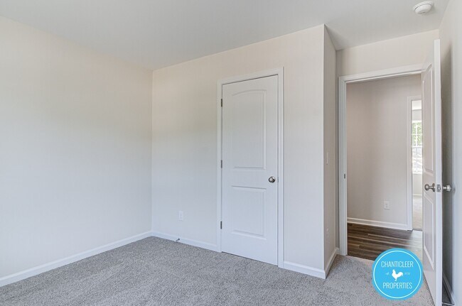 Foto del edificio - 3161 Misty Ridge Dr