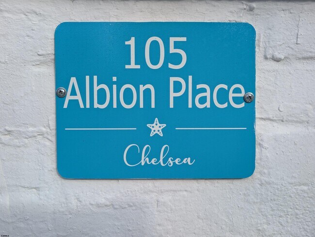 Foto del edificio - 105 S Albion Pl