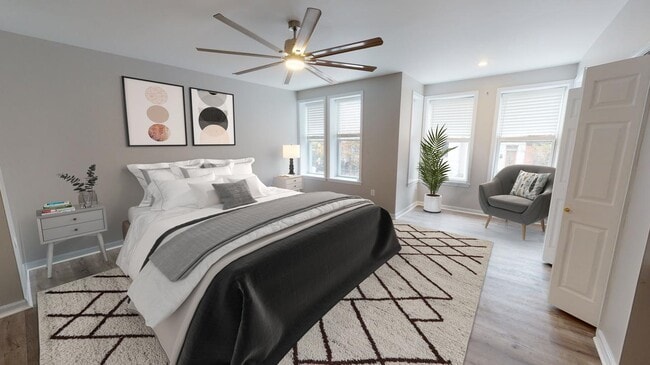 Building Photo - Stunningly renovated Bloomingdale townhous...