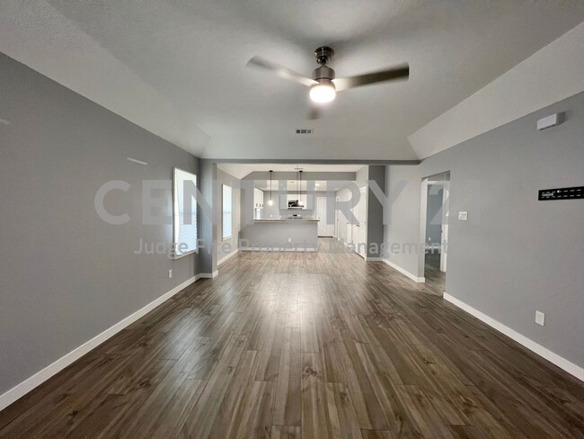 Foto del edificio - Charming Like New 3/2/1 in Fort Worth For ...