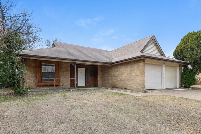 Building Photo - 406 Kalmia Dr