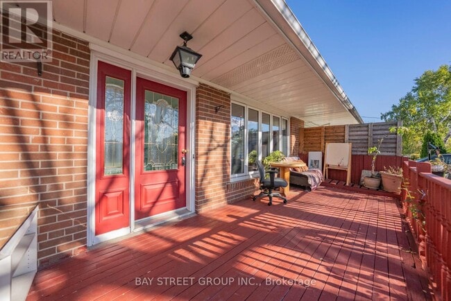 Building Photo - 43 Sherwood Forest Dr