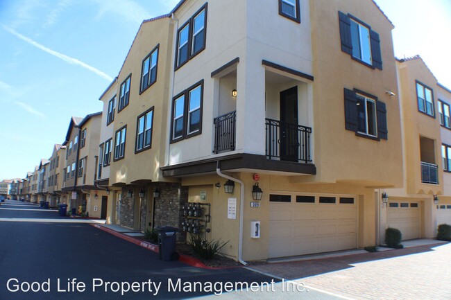 Building Photo - 3 br, 2.5 bath House - 309 Mission Villas Rd