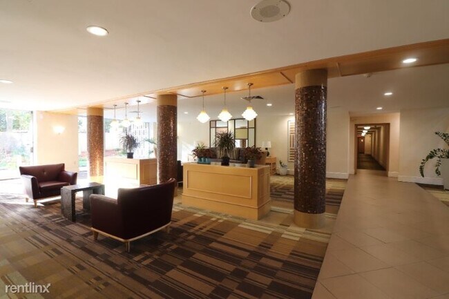 Foto del edificio - 100 Monmouth St
