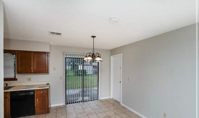 Fouth - 1941 Fallon Blvd NE