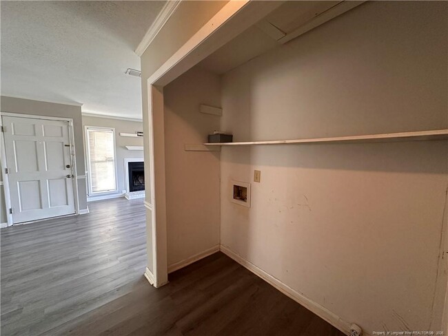 Foto del edificio - 6512 Wicklow Pl