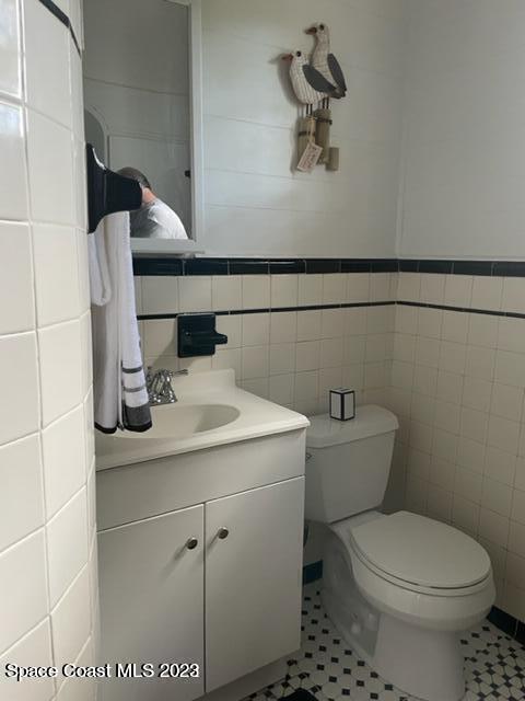 Foto del edificio - 2206 Irwin St