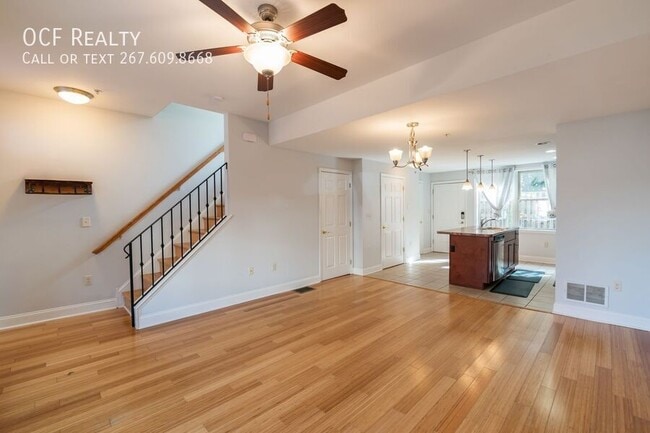 Foto del edificio - 4 Bed Point Breeze Townhome