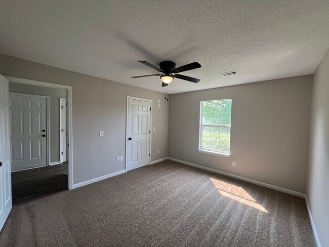 Building Photo - 23 Brandon Ridge
