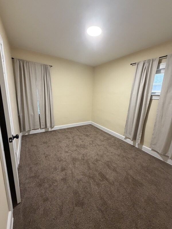 Foto del edificio - 4427 W 49th St