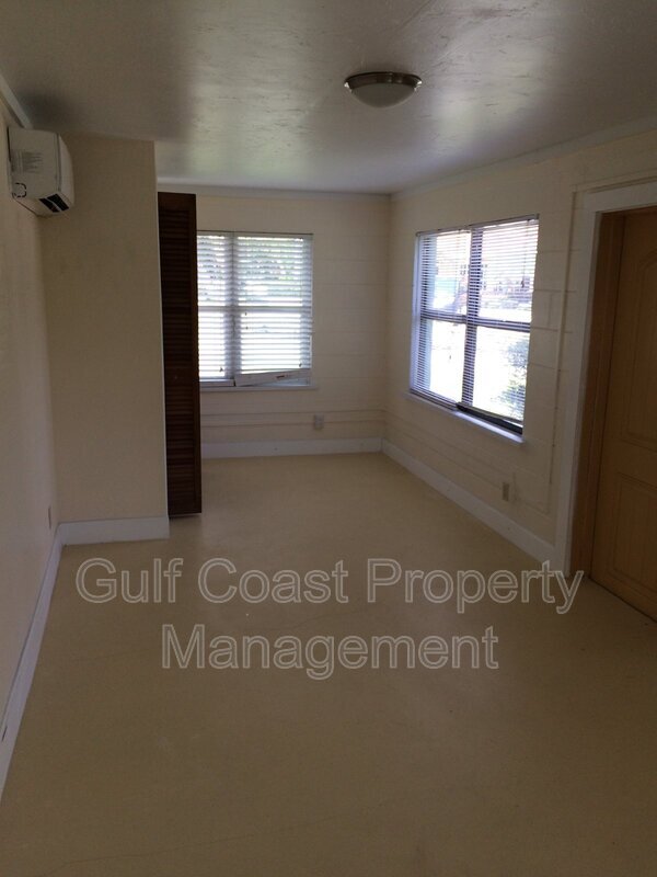 Foto del edificio - 408 3rd Ave E