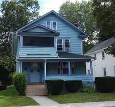 Building Photo - 147 Fellows Ave