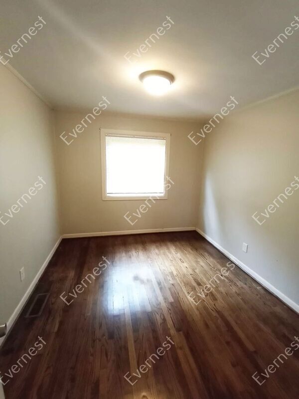Foto del edificio - 1528 34th St Ensley