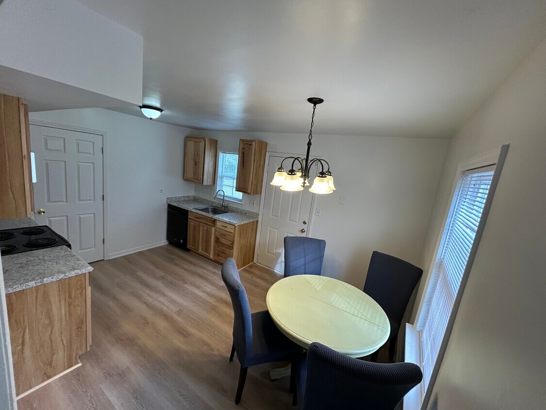 4589 Ayers Rd, Macon, GA 31210 Townhome Rentals in Macon GA