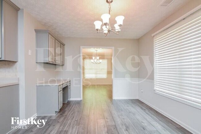 Building Photo - 1517 River Song Way