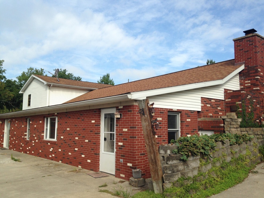 Foto principal - 7070 Vore Ridge Rd