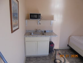 Building Photo - 1925 Cotten Rd