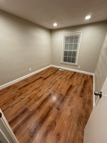 Foto del edificio - 1305 White Birch Ln