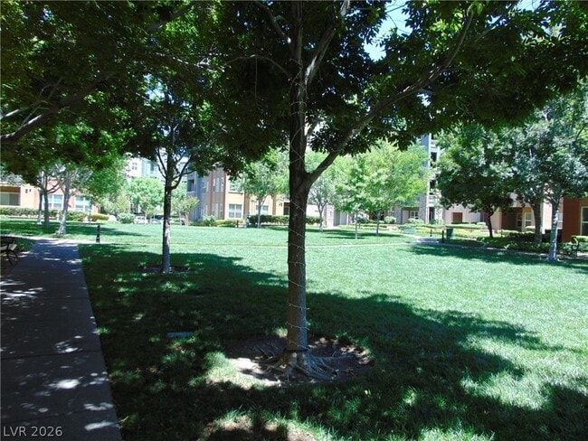 Building Photo - 44 E Serene Ave