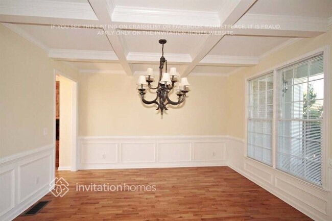 Building Photo - 2049 Mapmaker Dr NE