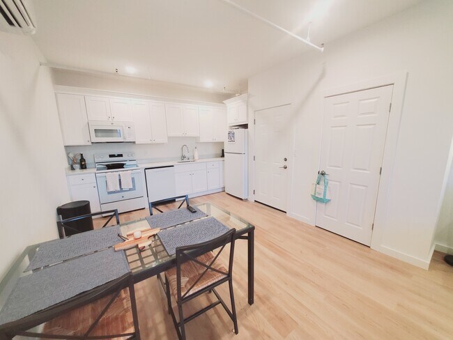 Foto del edificio - 39 Parker Ave