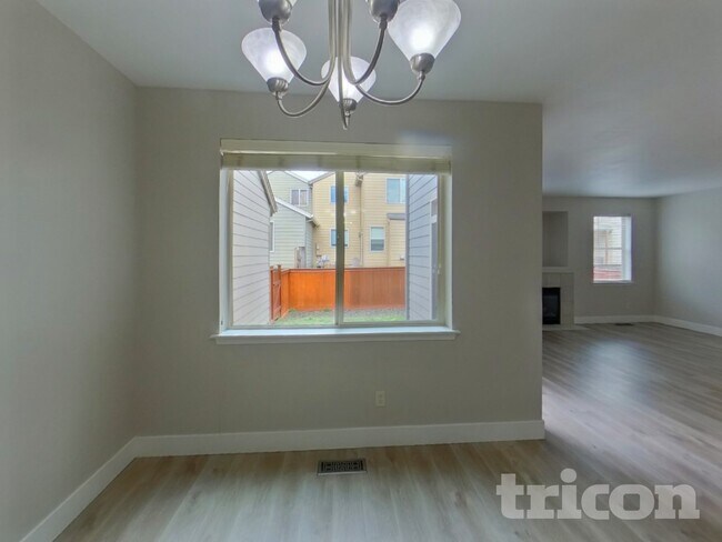 Foto del edificio - 11893 Dunhill Rd