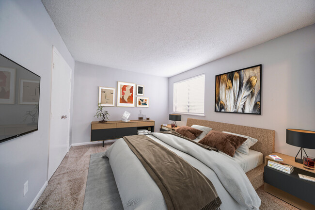 Building Photo - Foxcroft Apartments