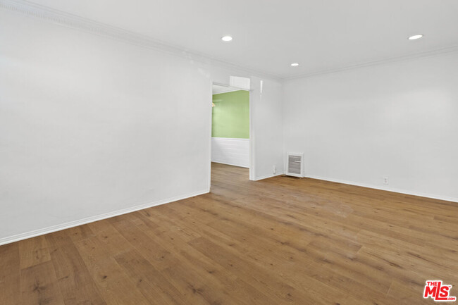 Foto del edificio - 1411 Maple St