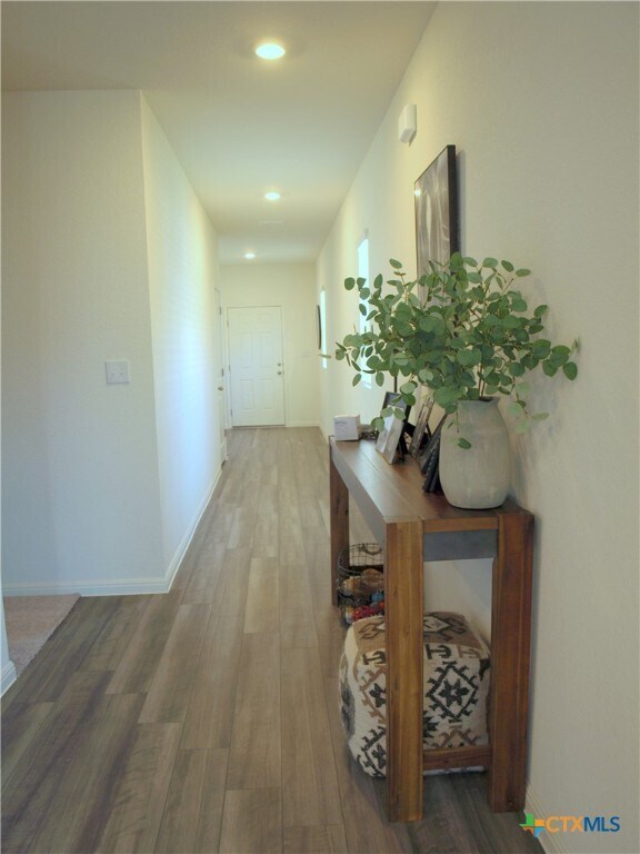 Building Photo - 105 Mouflon Rd