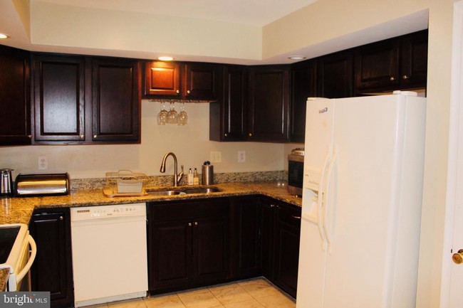 Building Photo - 12604 Monarch Ct