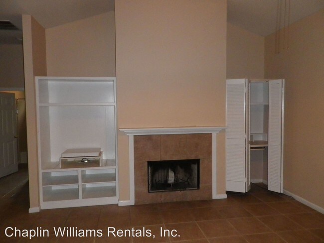 Building Photo - 3 br, 2 bath House - 5010 Anthony St