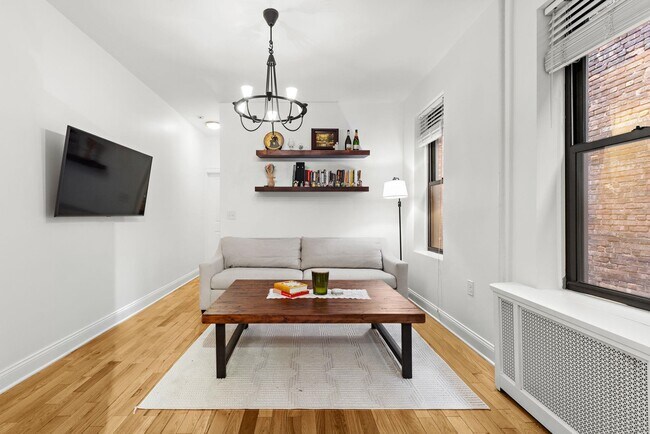 Foto del edificio - 717 Willow Ave