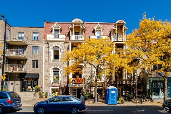 Photo du bâtiment - 4379-4383 Rue Saint-Denis