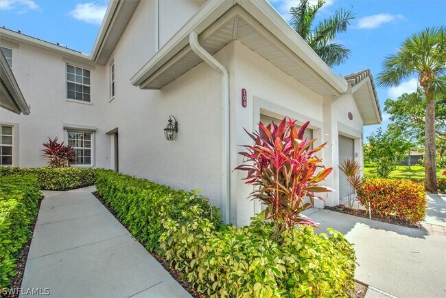 Foto del edificio - 8385 Whisper Trace Way