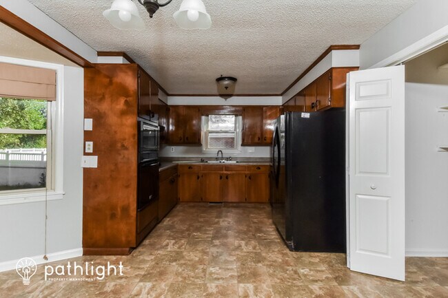 Building Photo - 917 Laurel Road, Lexington, SC, 29073