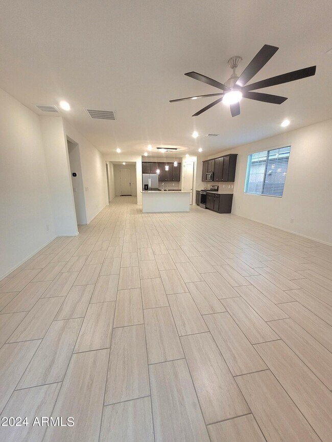 Building Photo - 21068 E Mockingbird Dr
