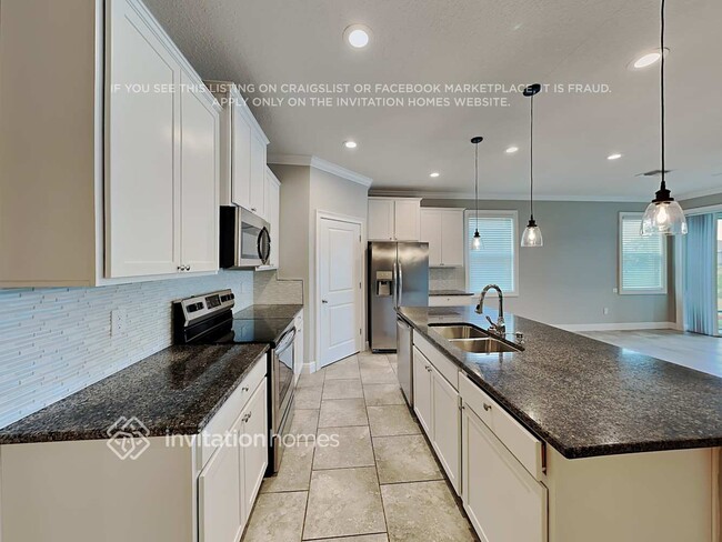 Foto del edificio - 6703 Devesta Lp