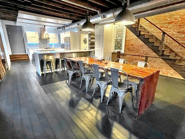 Foto del edificio - 5827 Alder St
